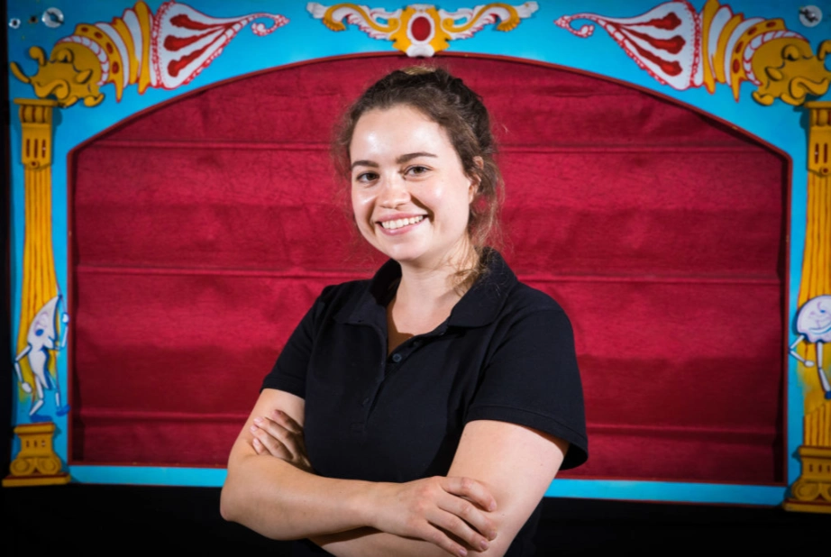 Portrait of Grainne Bath-Enright of Moon & Sixpence Puppet Theatre.